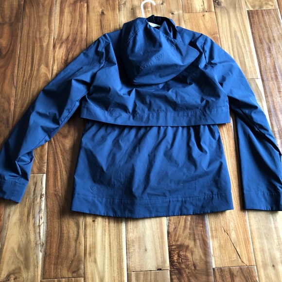 Lululemon jacket - Picture 2 of 4